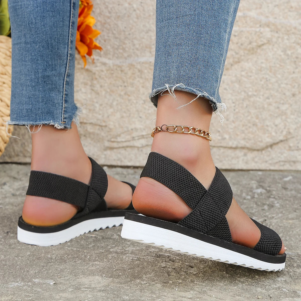 Tendência da moda feminina antiderrapante usar confortável combinando