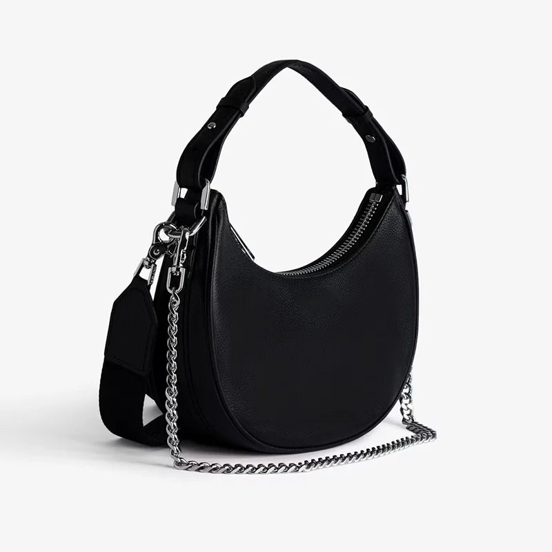 Bolsa Preta com Corrente Prata