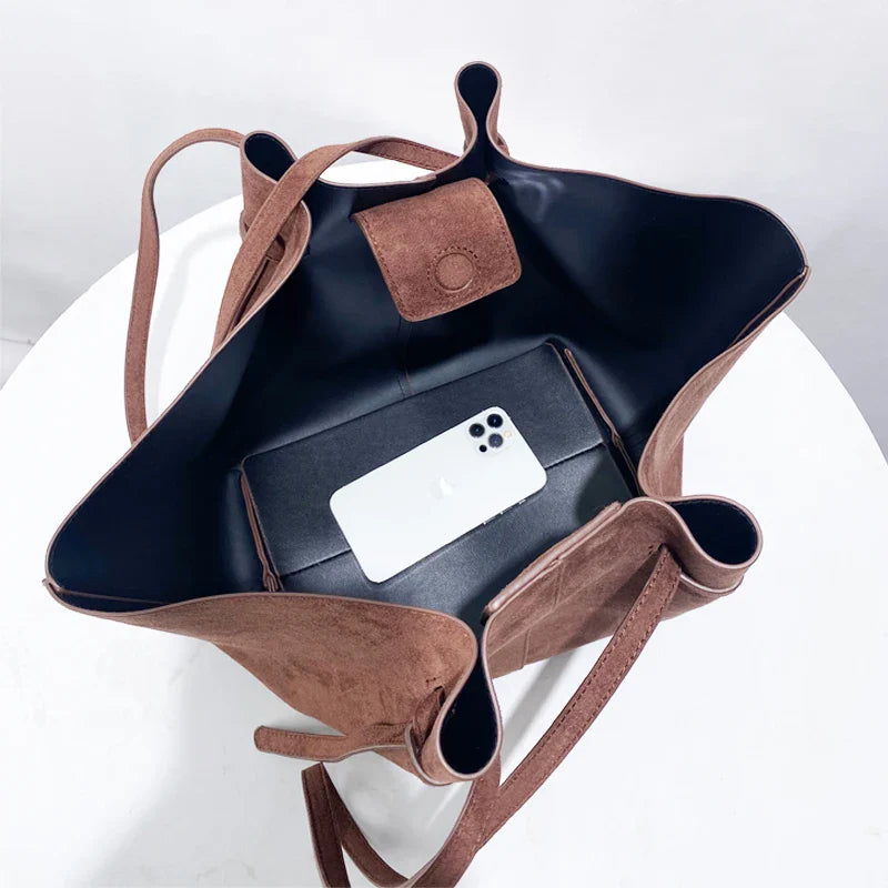 Bolsa Feminina de Couro Camurça Megan