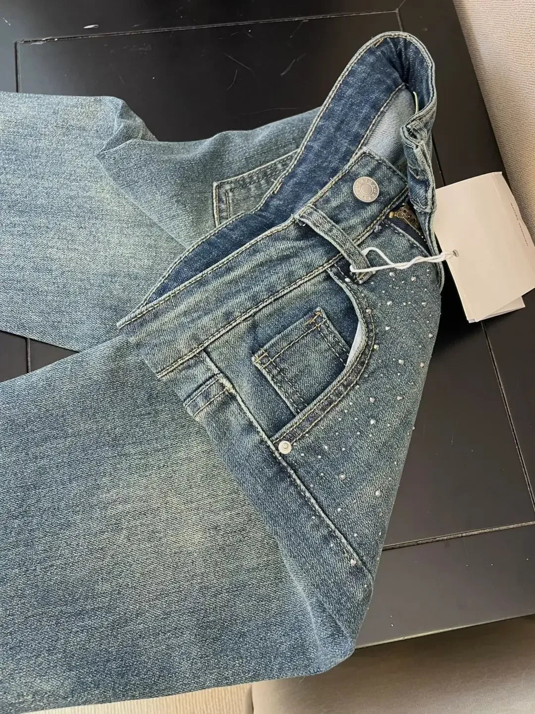 Retro lavado diamante incrustado jeans feminino