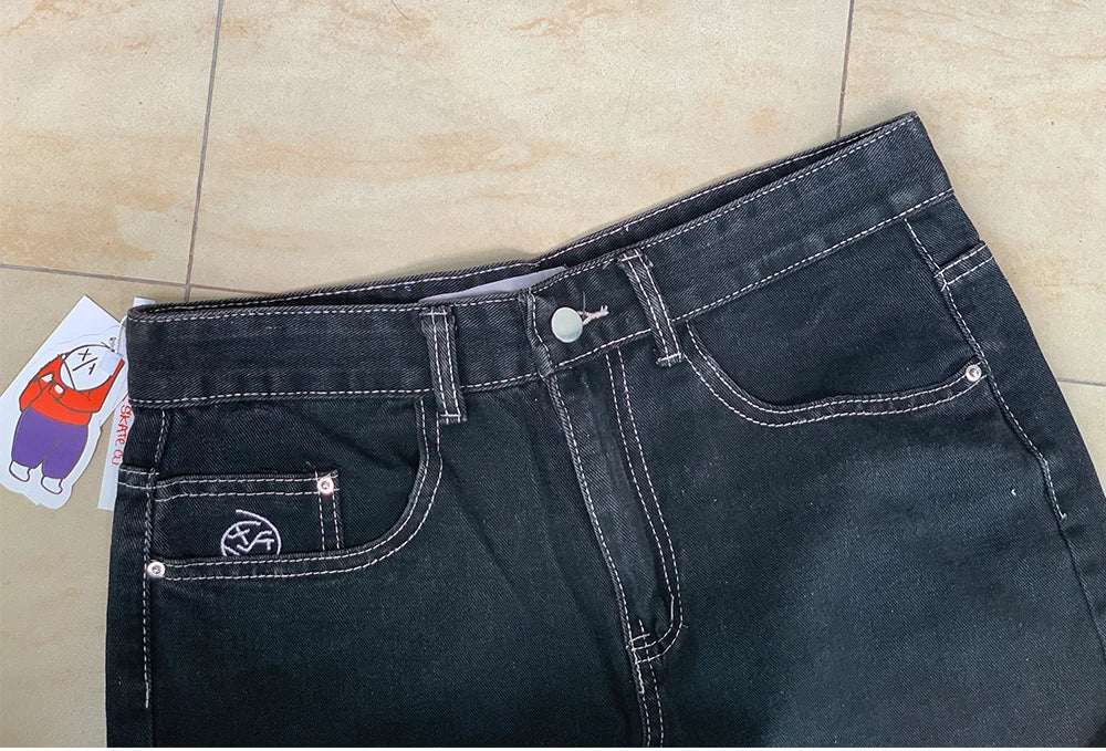 Calça jeans bordada Polar