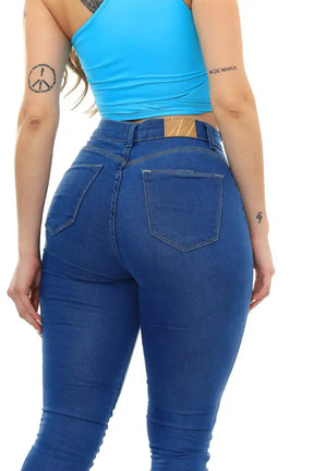 Calça Jeans Feminina Skinny Azul Claro Levanta Bumbum Blogueira Tendência Moda