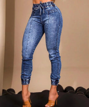 Calça jeans feminina com cintura elástica