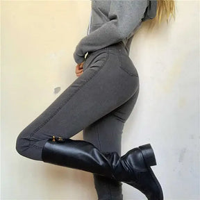 Calça jeans skinny feminina elástica