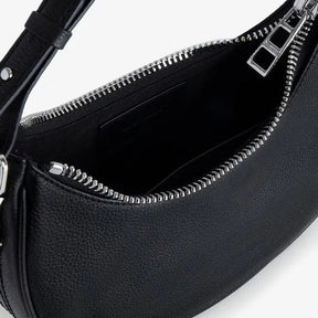 Bolsa Preta com Corrente Prata