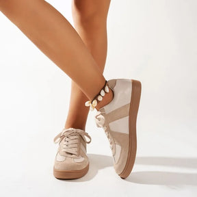 Tênis femininos novos da moda