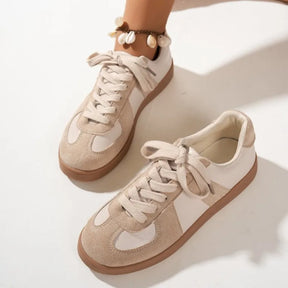 Tênis femininos novos da moda