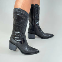 Bota Cano Médio